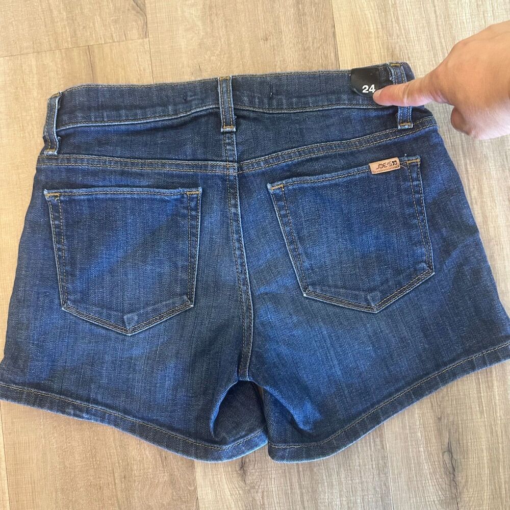 Joe's Jeans women's denim shorts medium-to-dark wash stretch 24